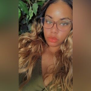 Meet your Posher, Mckenzie